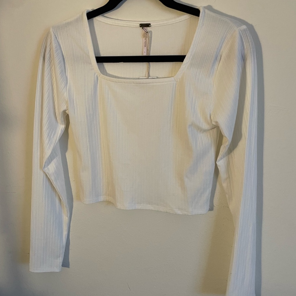 square neck long sleeve